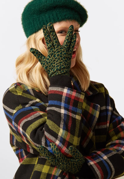 Africa Glove Guacemole